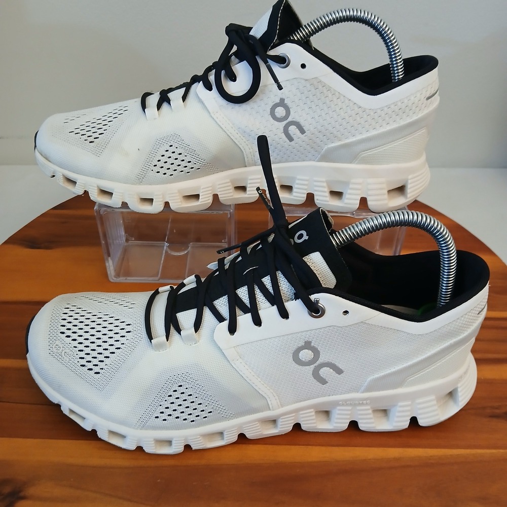 On Cloud X Womens 10 White Running Shoes Sneakers 40.99702
